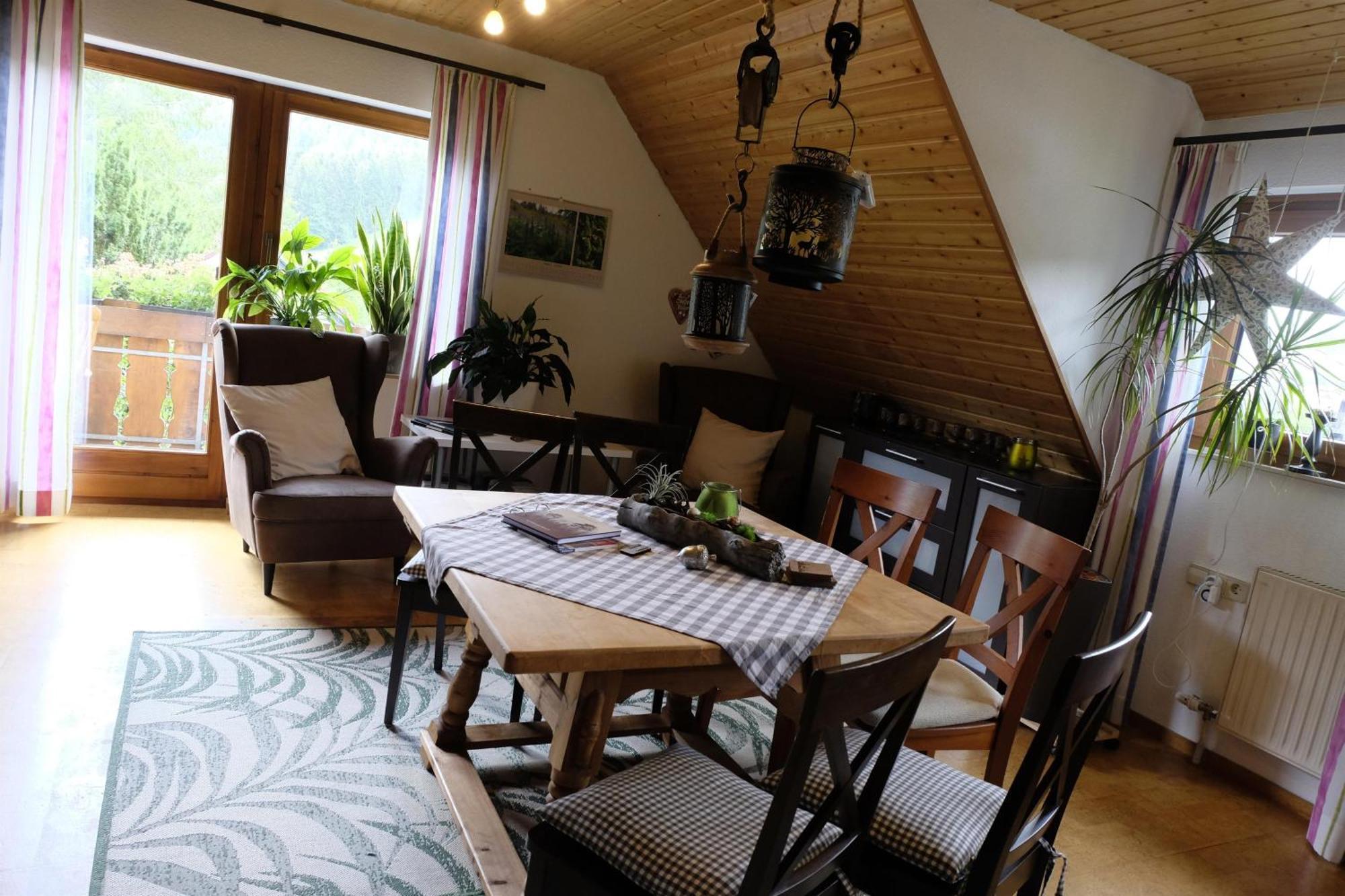 Schwarzwild - Ferienwohnung Und Ferienzimmer Baiersbronn Zewnętrze zdjęcie